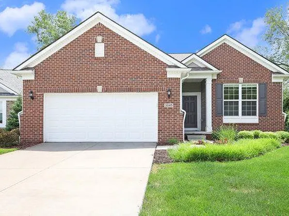 3045 Sumerlyn Ct, Auburn Hills, MI 48326