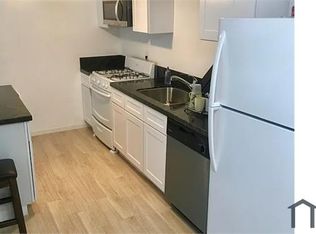 13757 Vanowen St APT 4, Van Nuys, CA 91405
