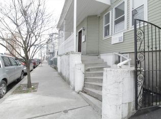 9-11 Maverick St, Chelsea, MA 02150