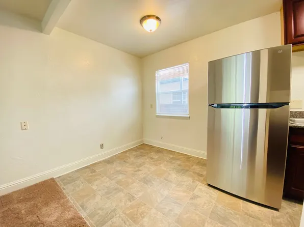 3309 1st Ave #3, Sacramento, CA 95817