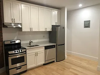 Rented by LJ Sloane Management