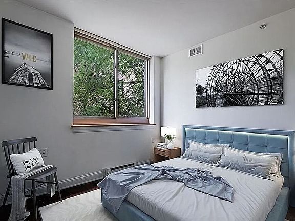 4th image of 327 E 101st St APT 4F