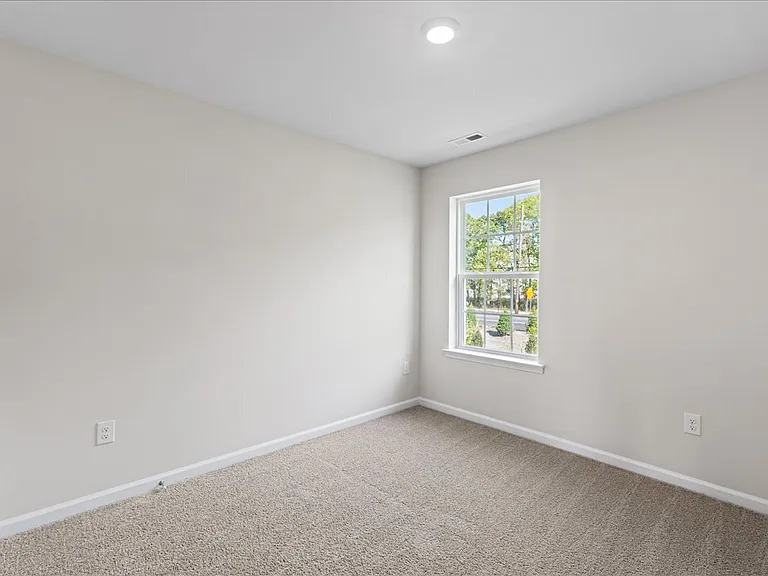 113 Malibu Dr — Photo 19