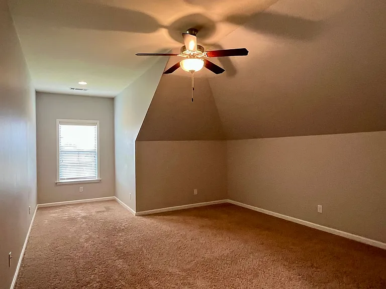 9408 Tillman Ct — Photo 45