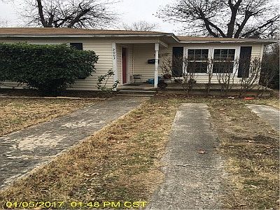 1st image of 2003 Southside Dr