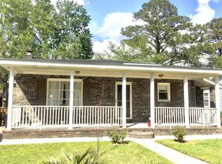 5916 Oak St, Hanahan, SC 29410
