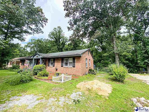 2nd image of 212 Creek Dr