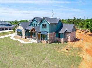 3303 Red Ridge Dr, Blanchard, OK 73010