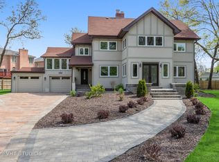 403 Woods Rd, Des Plaines, IL 60016