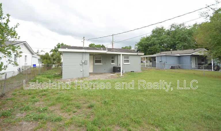 1213 W Patterson St — Photo 20