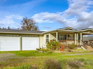 212 Martin Rd, Cave Junction, OR 97523