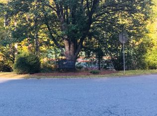 1013 Atherton Ln, Woodstock, GA 30189