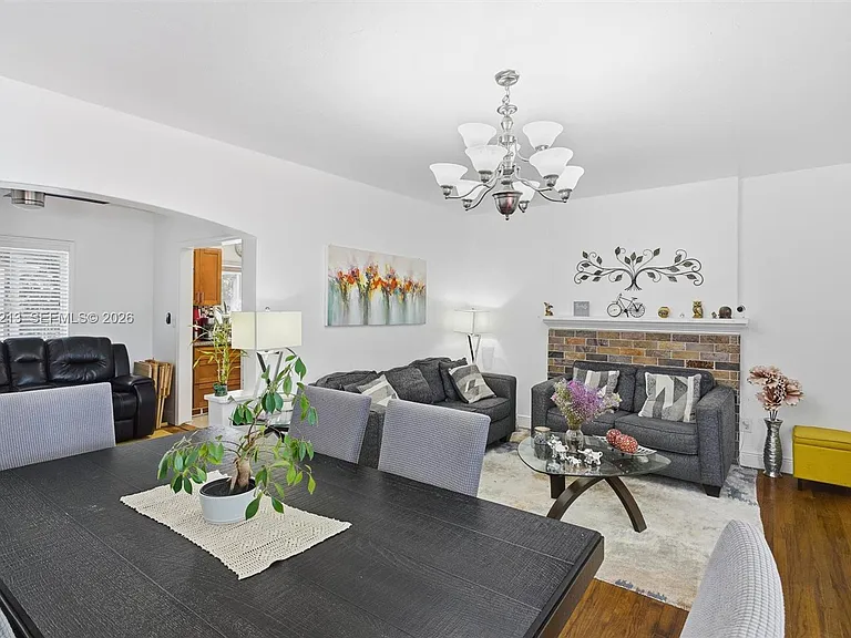 104 SW 40th Ave — Photo 35