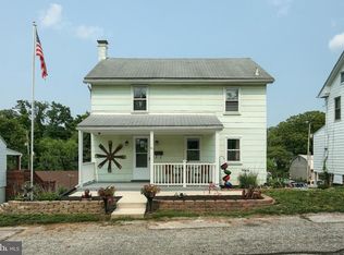 81 W Pennsylvania Ave, Yoe, PA 17313