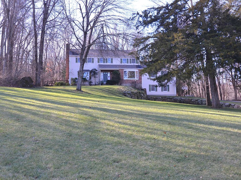 Welcome to 30 Heritage Court