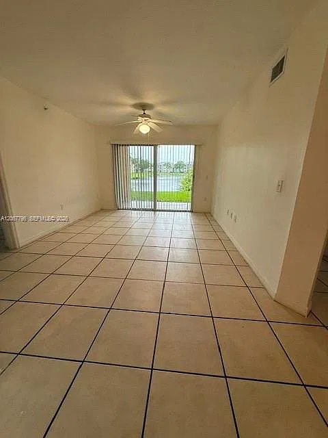 2 bed, 1.0 bath, $1,850 — Photo 3