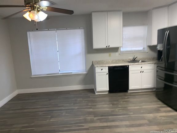 3rd image of 12431 CONSTITUTION ST