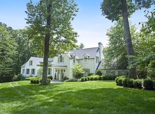 1147 Crest Ln, Mc Lean, VA 22101