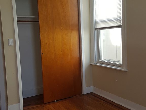5th image of 2549 47th St #2