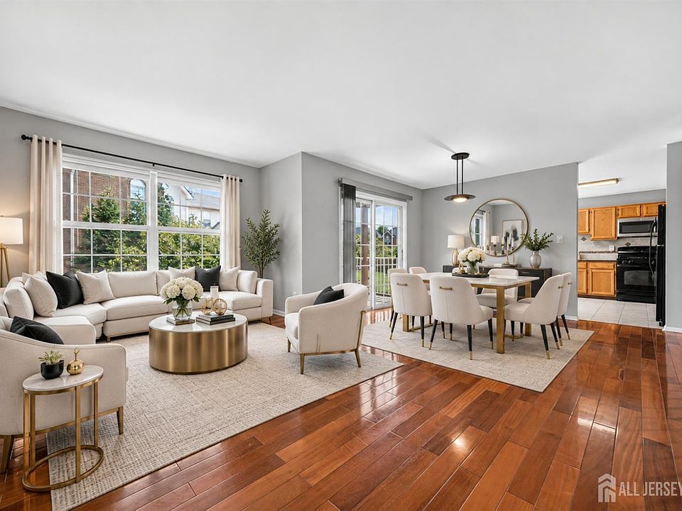 1st image of 216 Copeley Way