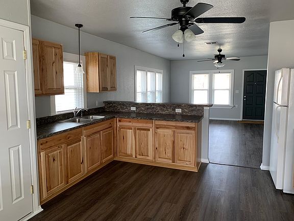 5th image of 2212 N Chapman Ave
