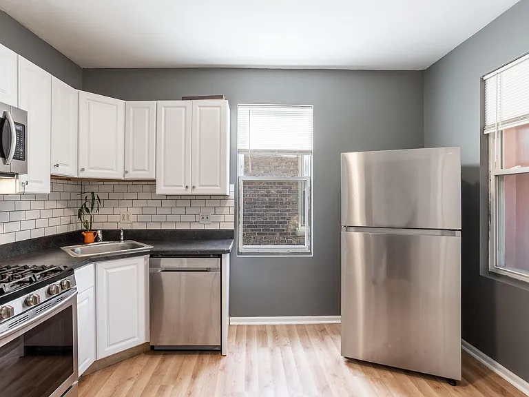6630 S Washtenaw Ave #2 — Photo 9