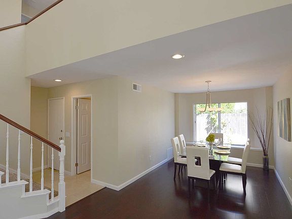 4th image of 14829 Fox Hunt Ln