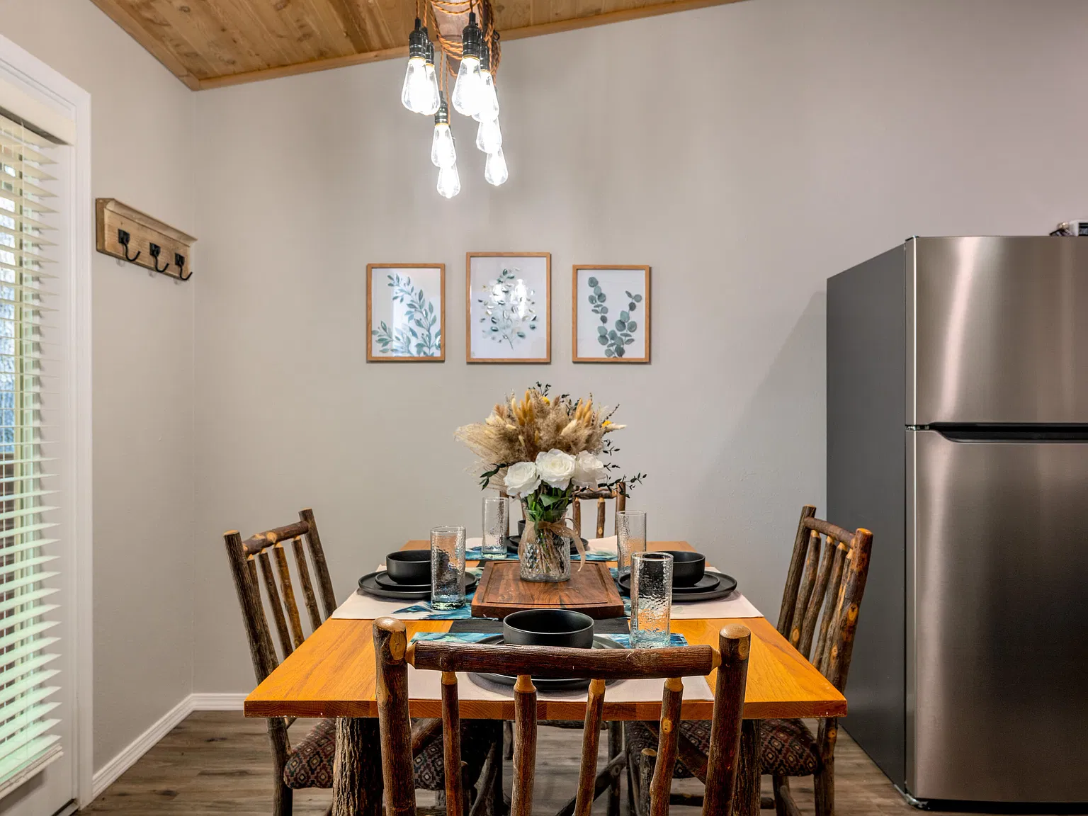 2 bed, 726 sqft, $1,200 — Photo 4
