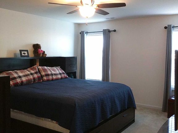 2nd image of 856 Harbor Woods Dr