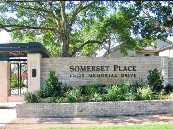 12625 Memorial Dr APT 82, Houston, TX 77024