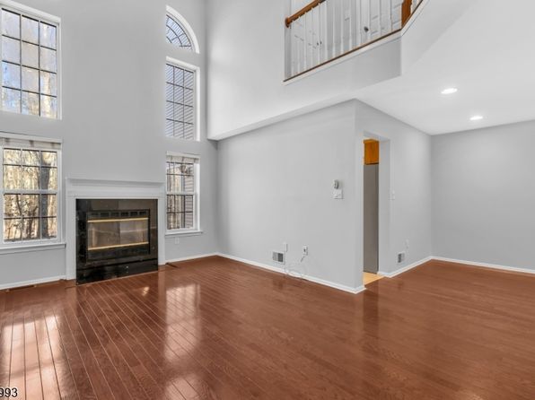 45 Washington Ct