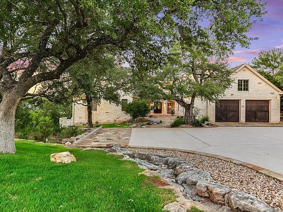 3rd image of 3004 Travis Lakeside Dr