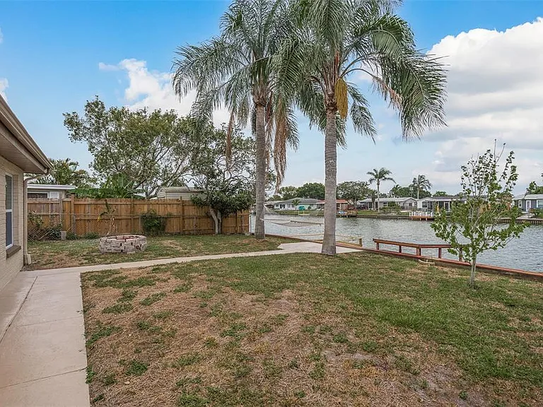 4036 Sunray Dr — Photo 25