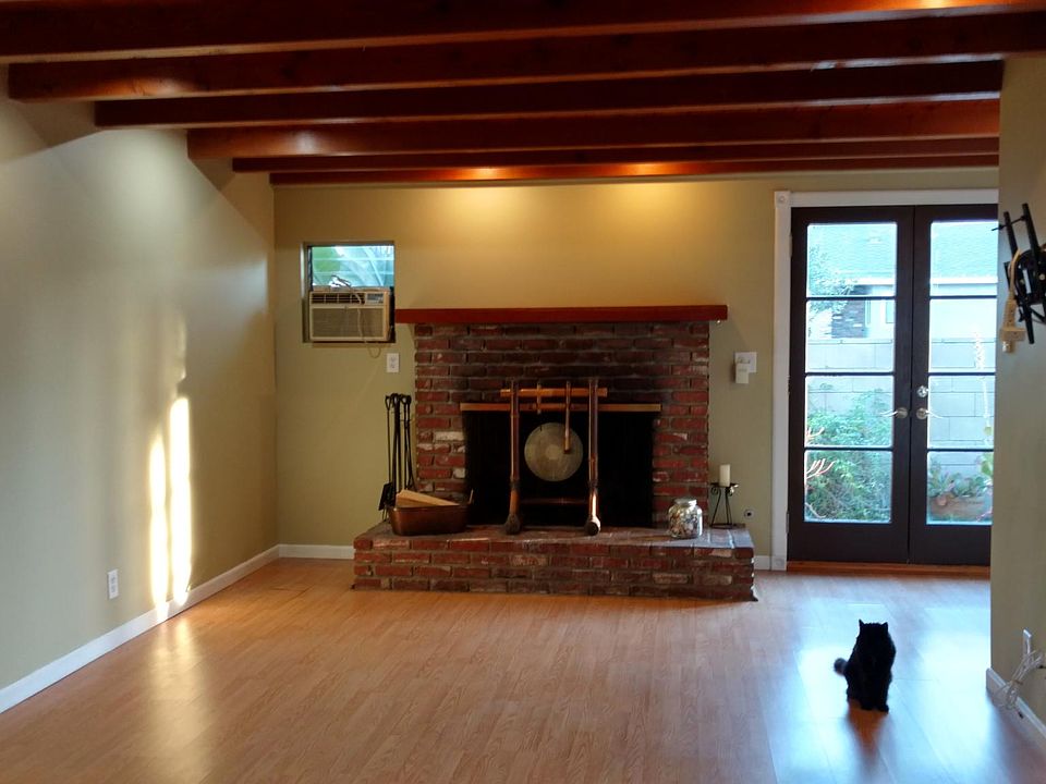 1st image of 4502 Adenmoor Ave #2