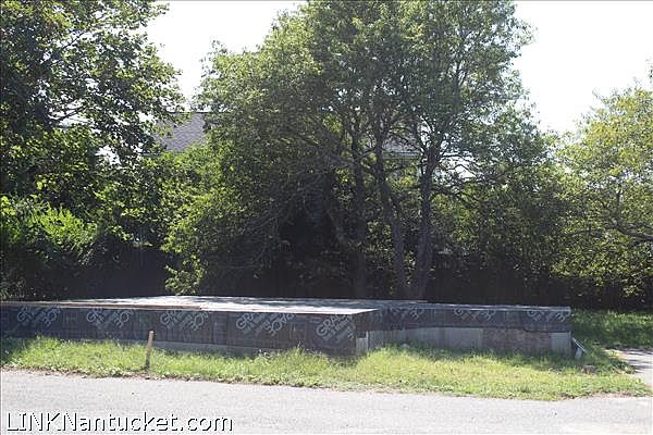 2nd image of 167 Orange St
