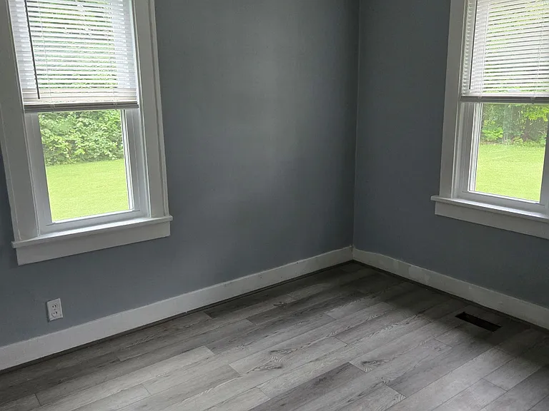 586 N Carolina Ave — Photo 9