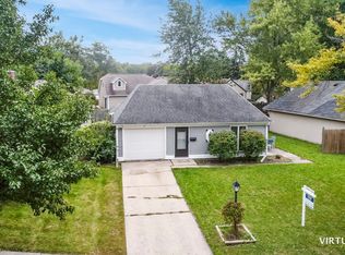 111 Beauwick Dr, Montgomery, IL 60538