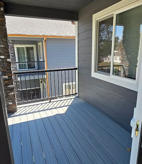 2912 Cribbon Ave — Photo 12