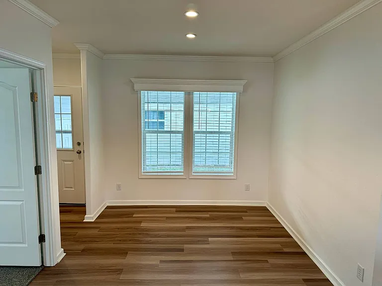 1283 Jamestown Dr — Photo 15