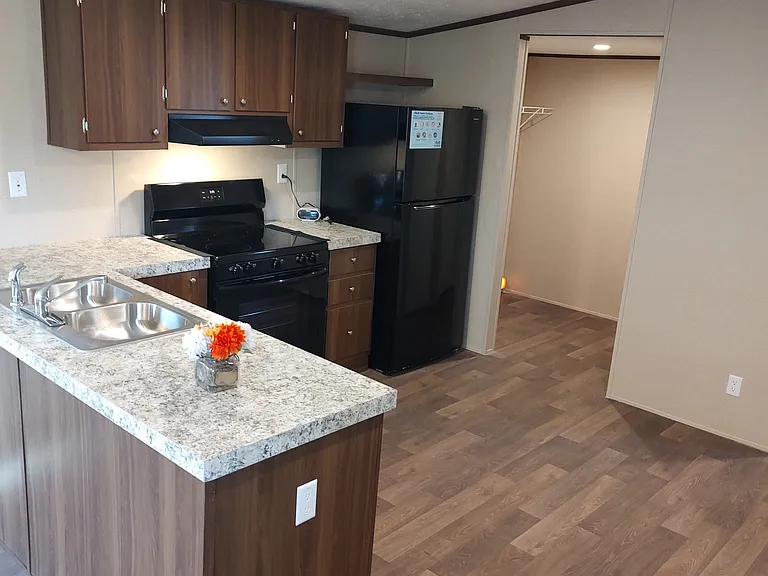 8607 N Bryan Rd — Photo 6