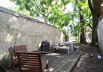 Rented by Nest Seekers International