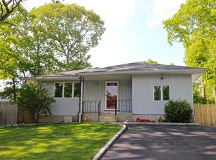 383 Fir Grove Rd, Lake Ronkonkoma, NY 11779