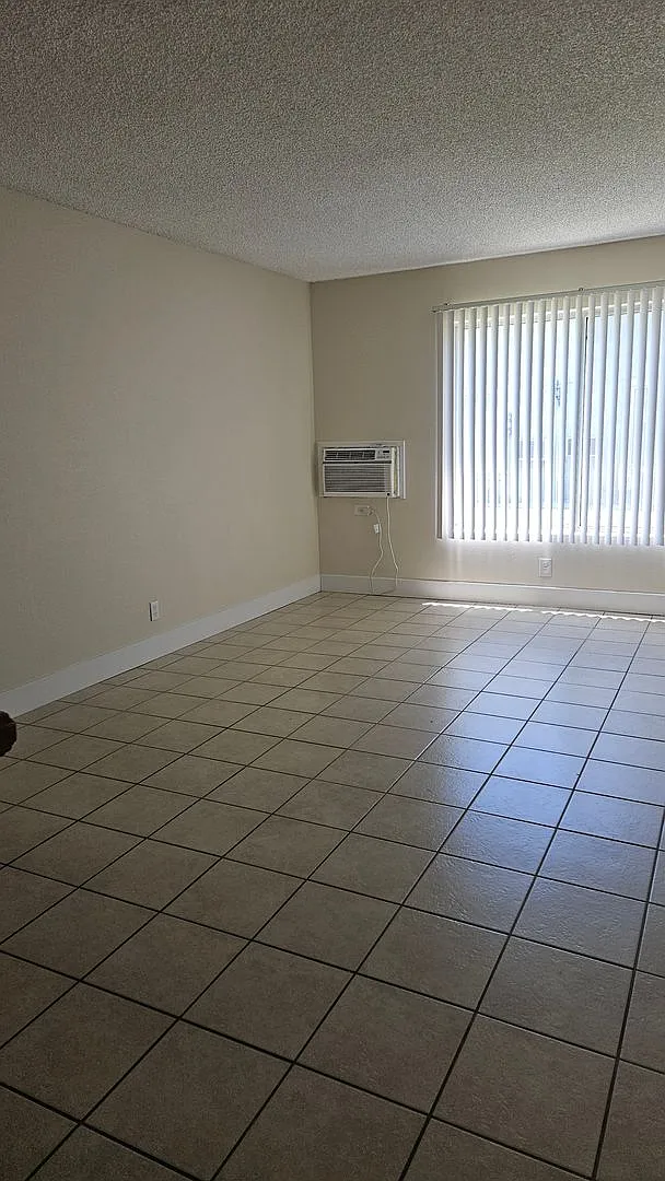 1324 Winn Drive — Photo 4