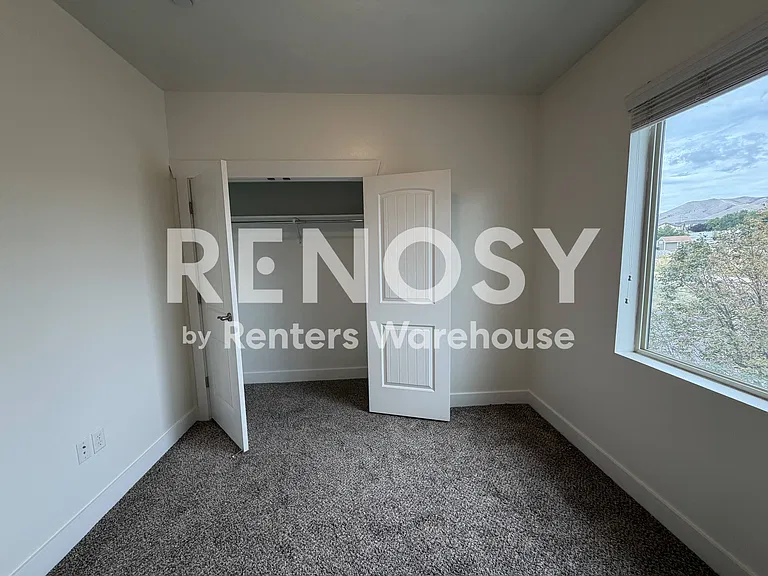 147 W Spring Hill Way — Photo 8