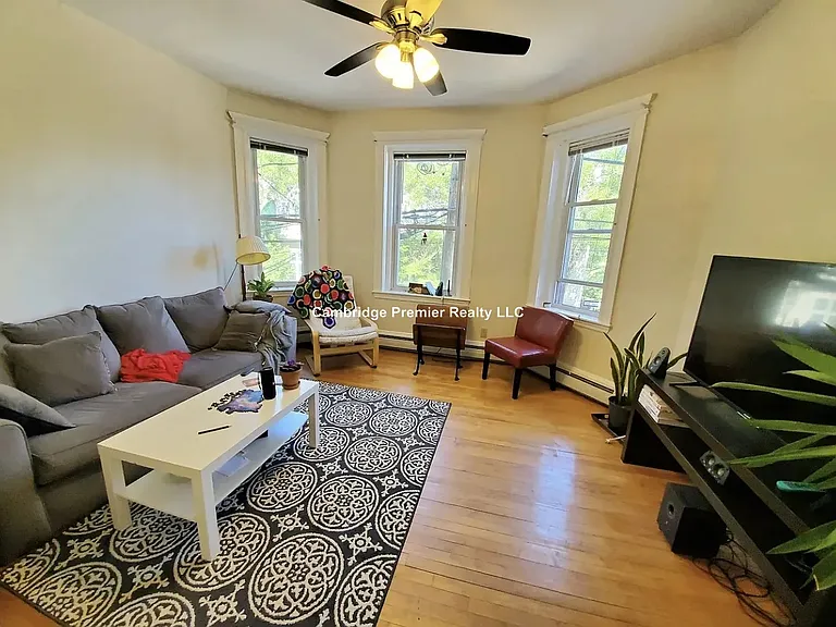 274 Brookline St #2L — Photo 16