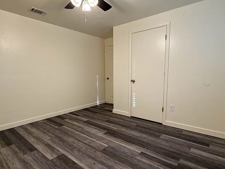 8109 Sanderson Ln #8109 — Photo 6