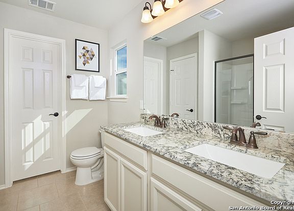 3rd image of 353 Salz Way