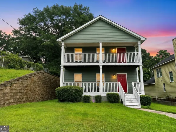 2650 Batavia St, East Pt, GA 30344