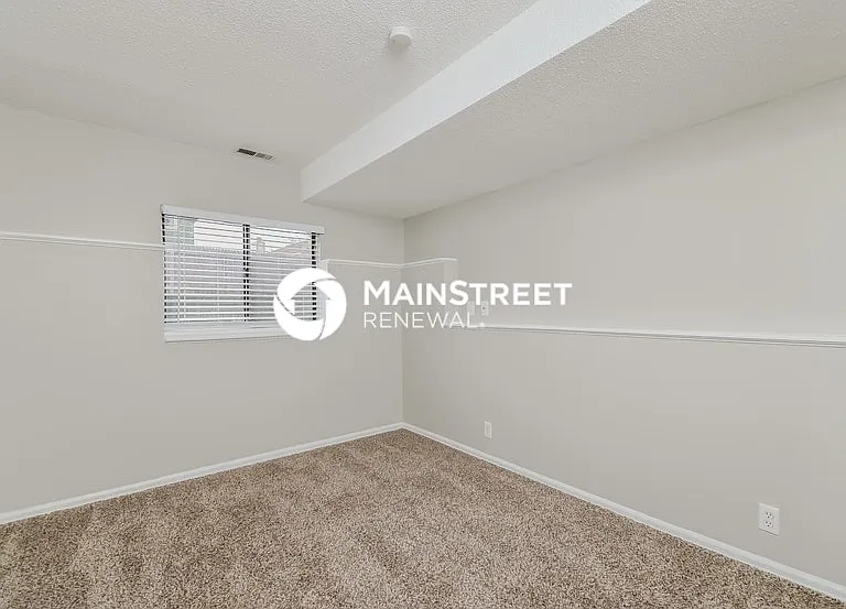 1949 Timberline Dr — Photo 12