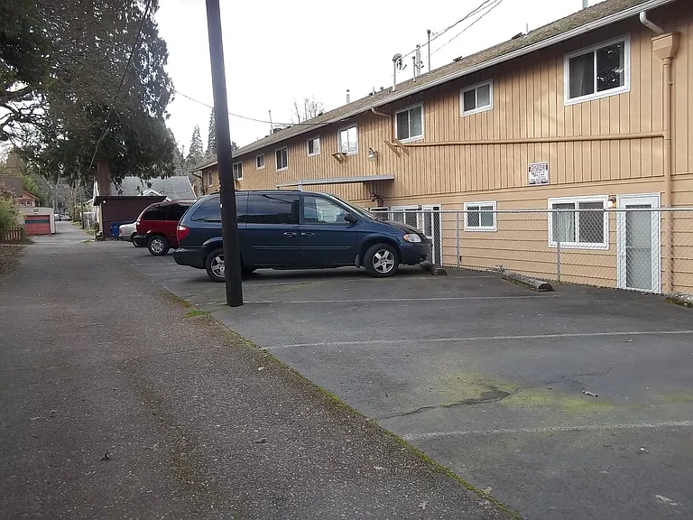 928 Fir St S #944 — Photo 13